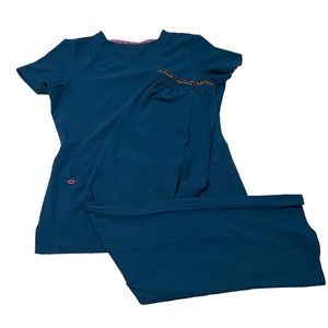 Caribbean blue heartsoul scrub set size medium